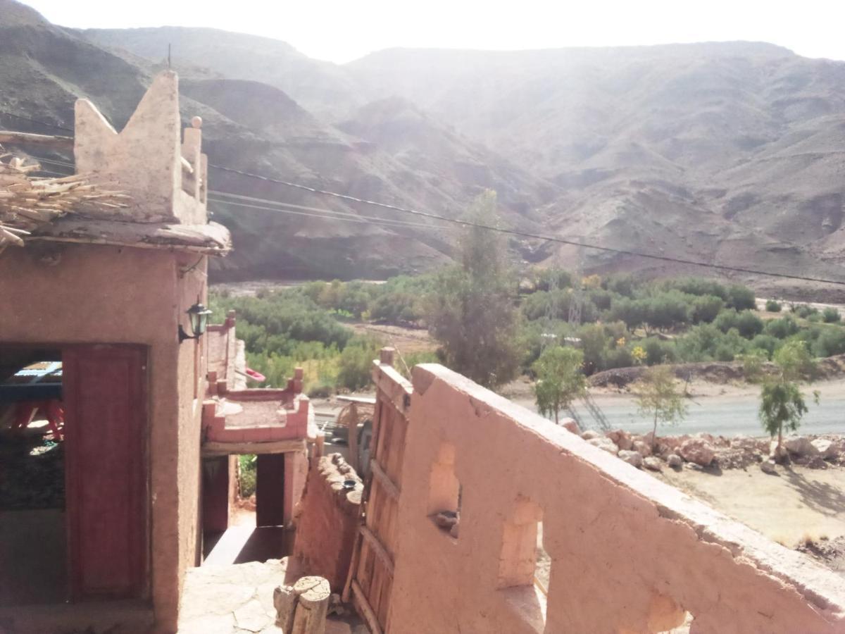 Dar Zara Hotel Tiourjdal Luaran gambar