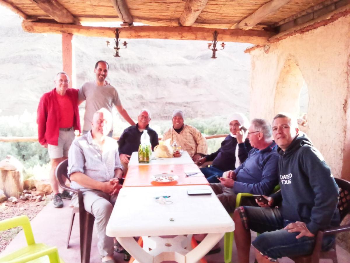 Dar Zara Hotel Tiourjdal Luaran gambar