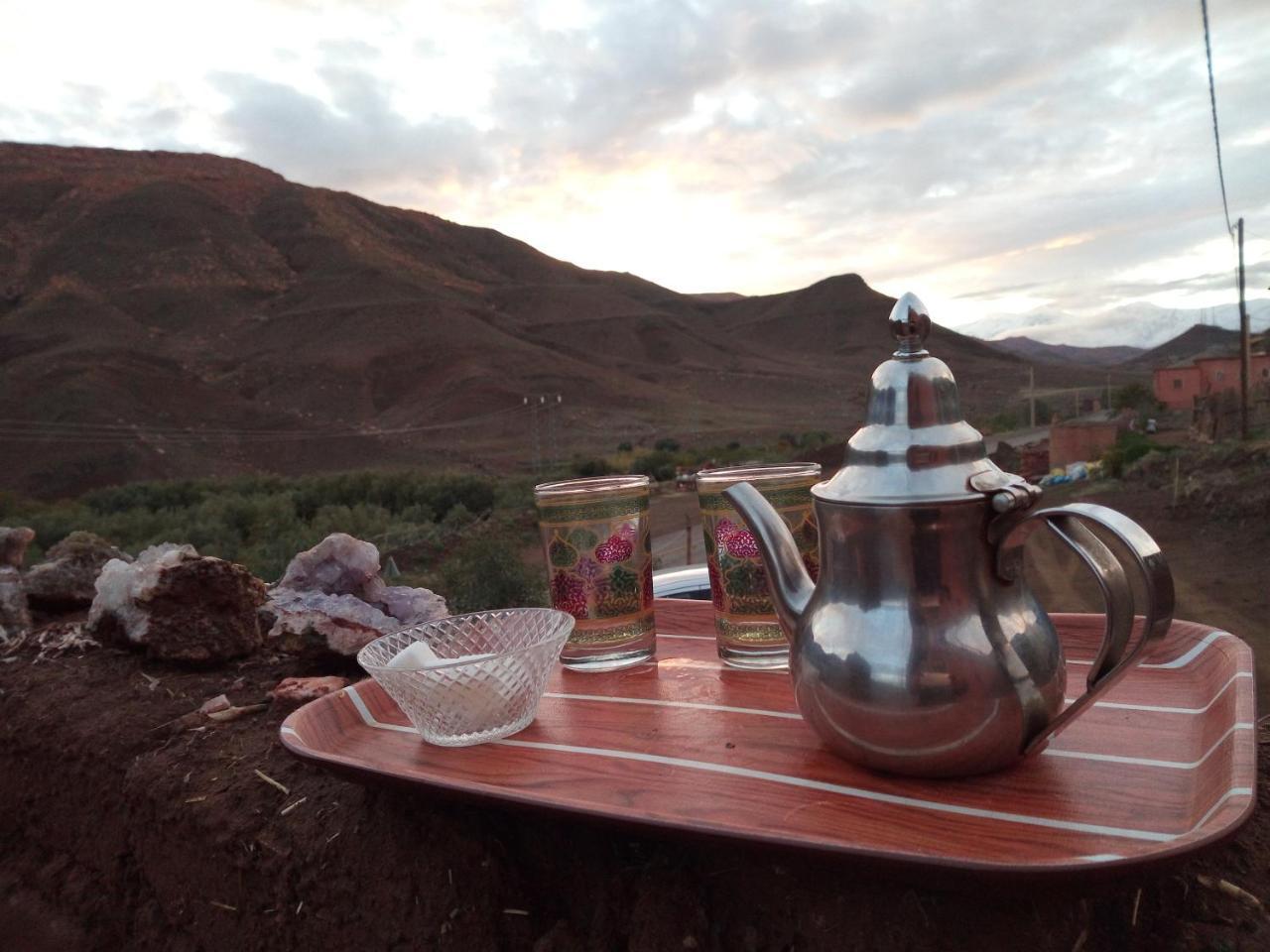 Dar Zara Hotel Tiourjdal Luaran gambar