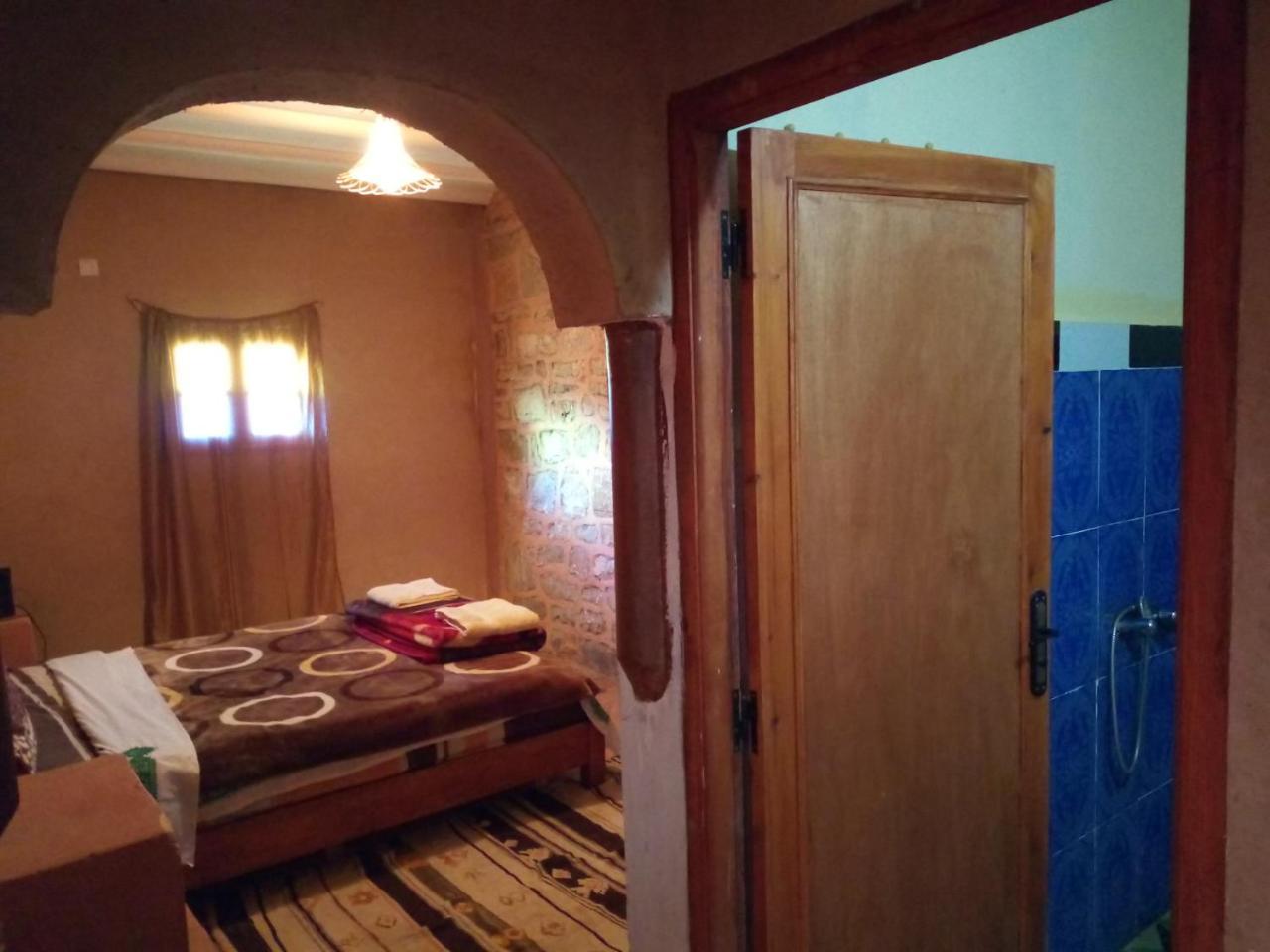 Dar Zara Hotel Tiourjdal Luaran gambar